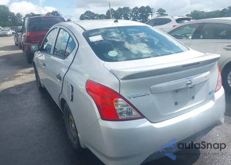 2015 Nissan Versa 1.6 S+ z USA, uszkodzony, nr VIN 3N1CN7APXFL908831